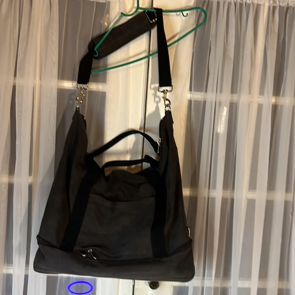 Lo & Son Canvas Weekender Tavel Bag Adult Small 16” H X 18”W X 8.5” D